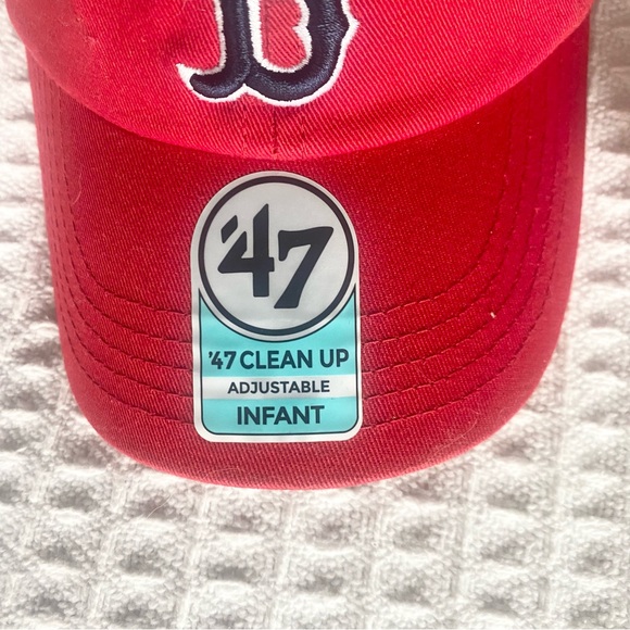 ‘47 Brand Red Sox Infant Adjustable Cap and socks - Picture 3 of 5